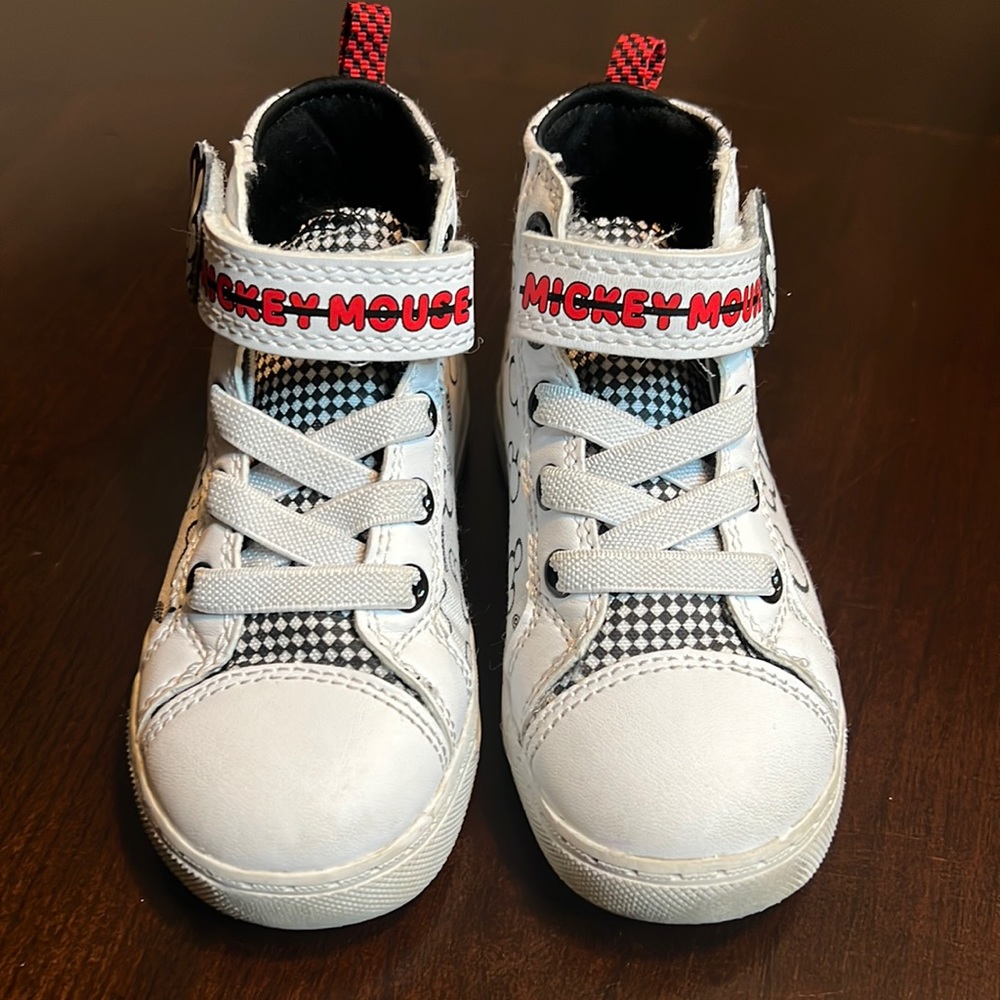 Disney Toddler Mickey Mouse High Top Tennis shoes